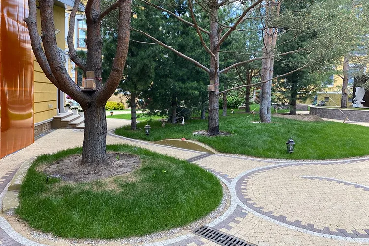 Земляные работы и прокладка коммуникаций